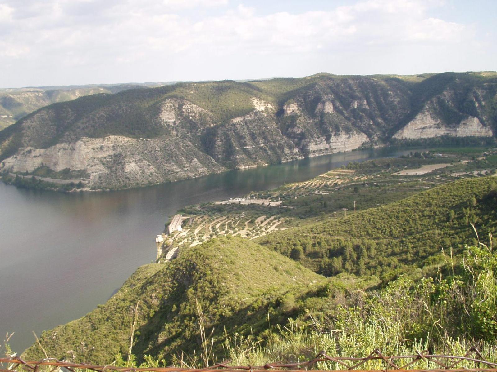 Fishers Paradise Am Ebro Zaragoza Camping Mequinenza